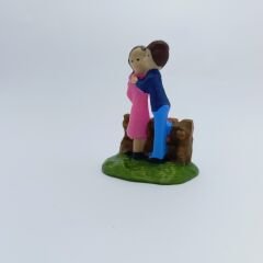 Çimde Öpüşen Çift Figürü - Teraryum malzemesi