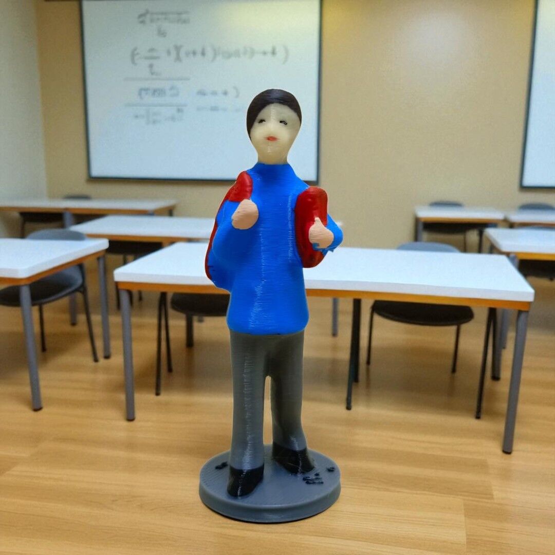 Sırt Çantalı -Kitaplı Erkek Öğrenci - Teraryum malzemesi
