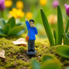 Parmak Kaldıran Öğrenci - Teraryum malzemesi