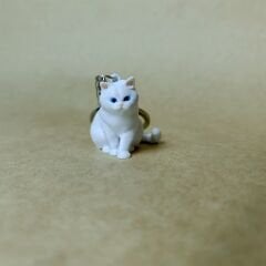 British Short Hair Oturan Kedi-Beyaz- - Anahtarlık