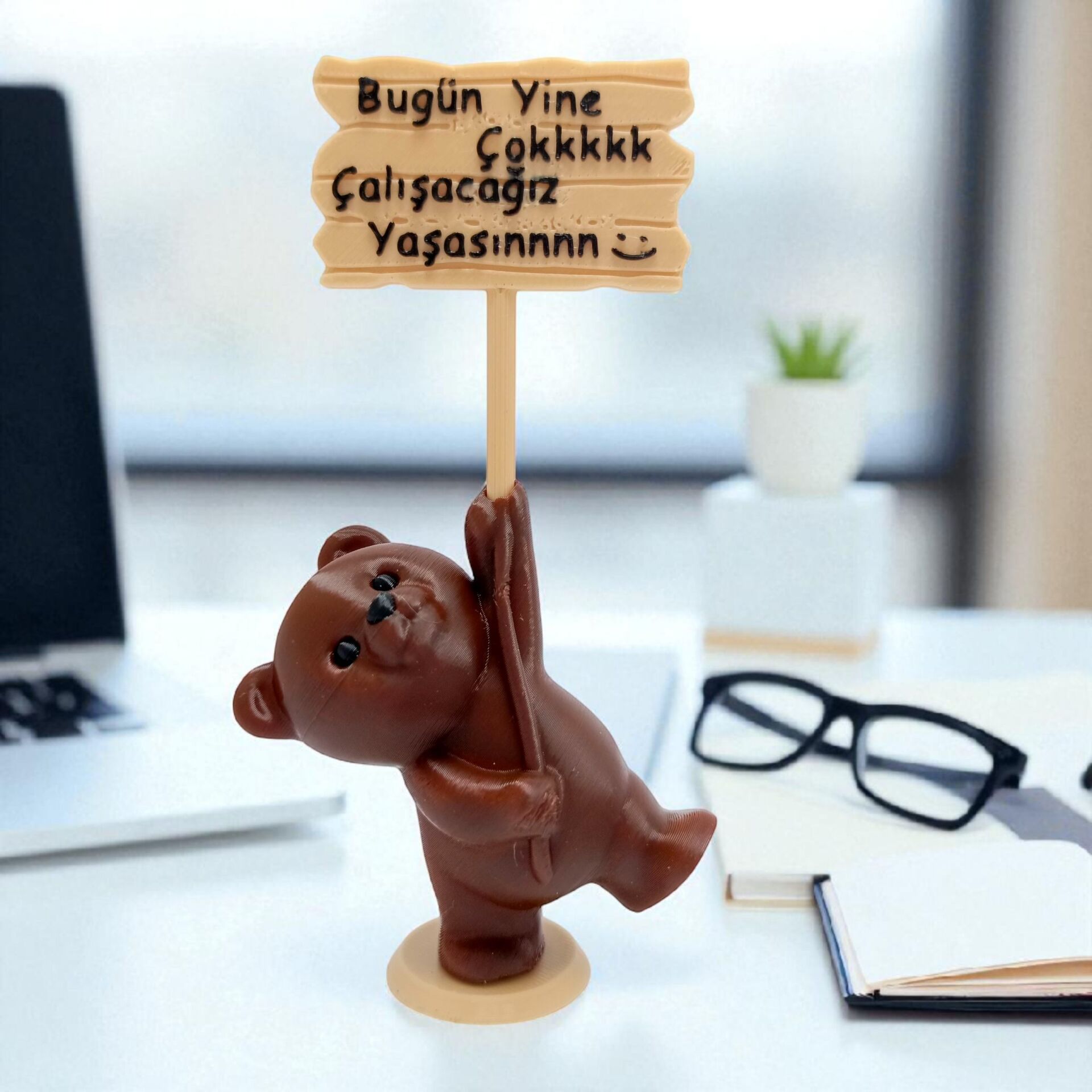 Neşeli Ayıcık-Yaşasın Yine Çok Çalışacağız - Teraryum malzemesi