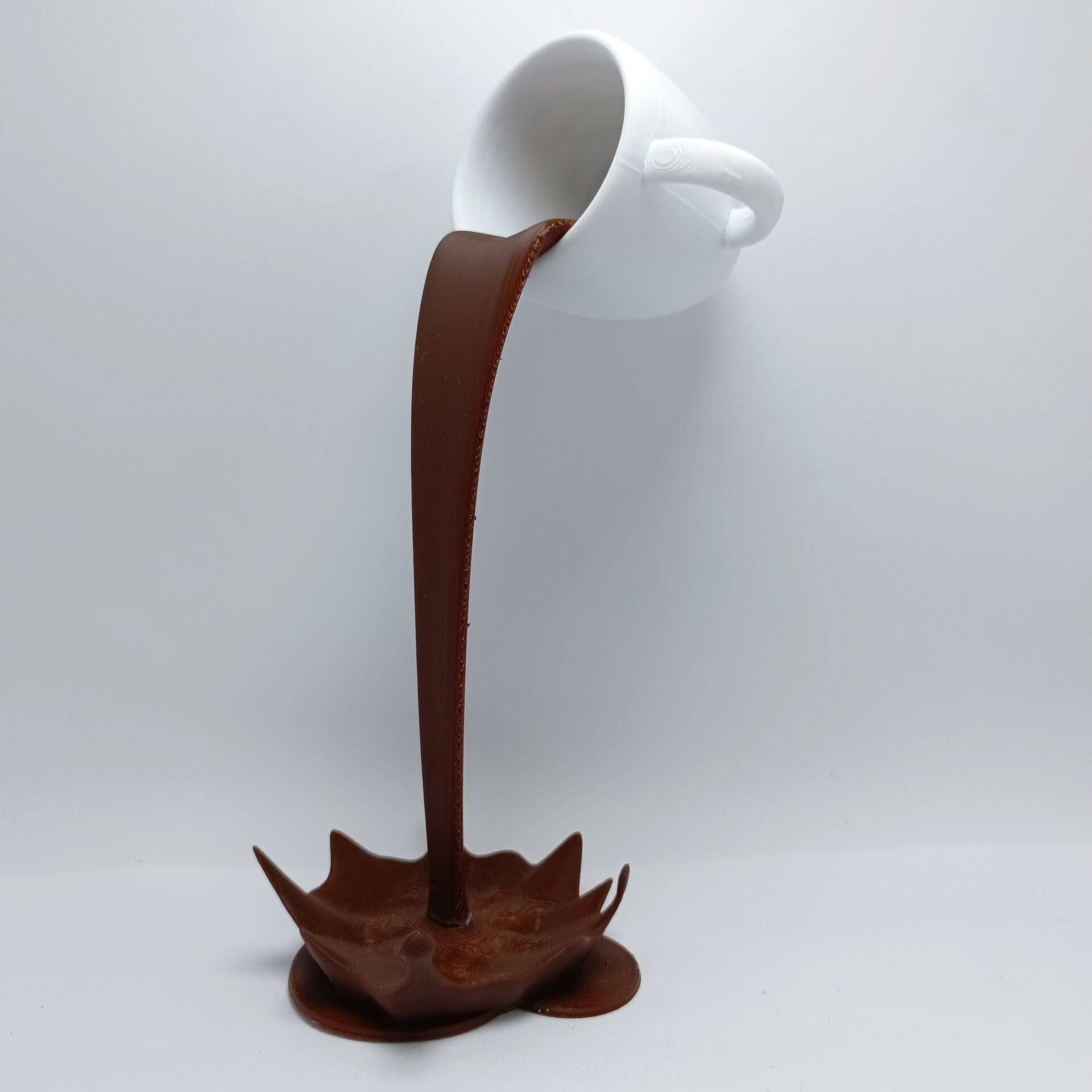 Dökülen Kahve  Figürü - Dekorasyon