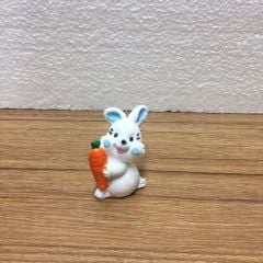 Havuçlu Tavşan-Teraryum Figürü