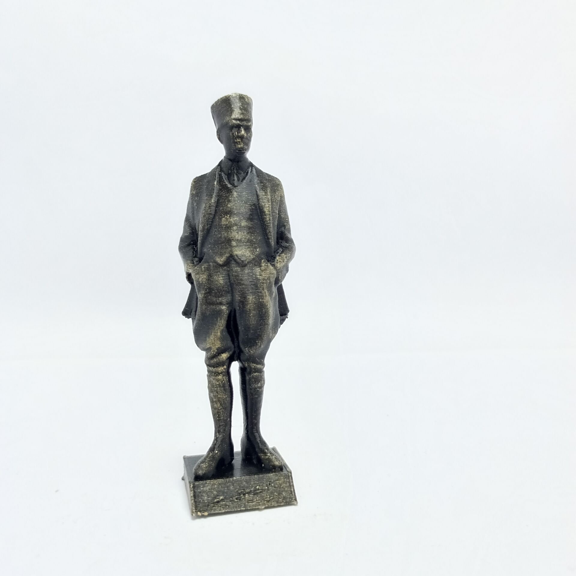 Ayakta Atatürk Figürü - Gümüş - Teraryum Malzemesi