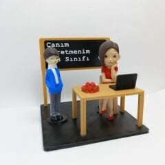 Sınıf Platform -  Bayan  öğretmen - Erkek öğrenci - Öğretmenler günü hediyesi
