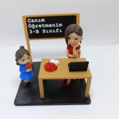 Sınıf Platform -  Bayan  öğretmen - Kız öğrenci - Öğretmenler günü hediyesi