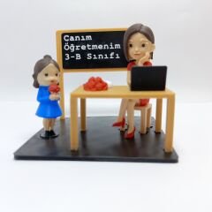 Sınıf Platform -  Bayan  öğretmen - Kız öğrenci - Öğretmenler günü hediyesi