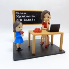 Sınıf Platform -  Bayan  öğretmen - Kız öğrenci - Öğretmenler günü hediyesi