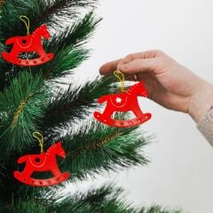 Sallanan At -Kırmızı-  Çam Ağacı Süsü 3 lü