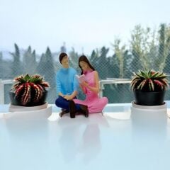 Yerde Oturan Kitaplı Çift - Teraryum Malzemesi