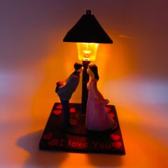 Lambalı Romantik Elbiseli Çift Biblo (Kutulu)