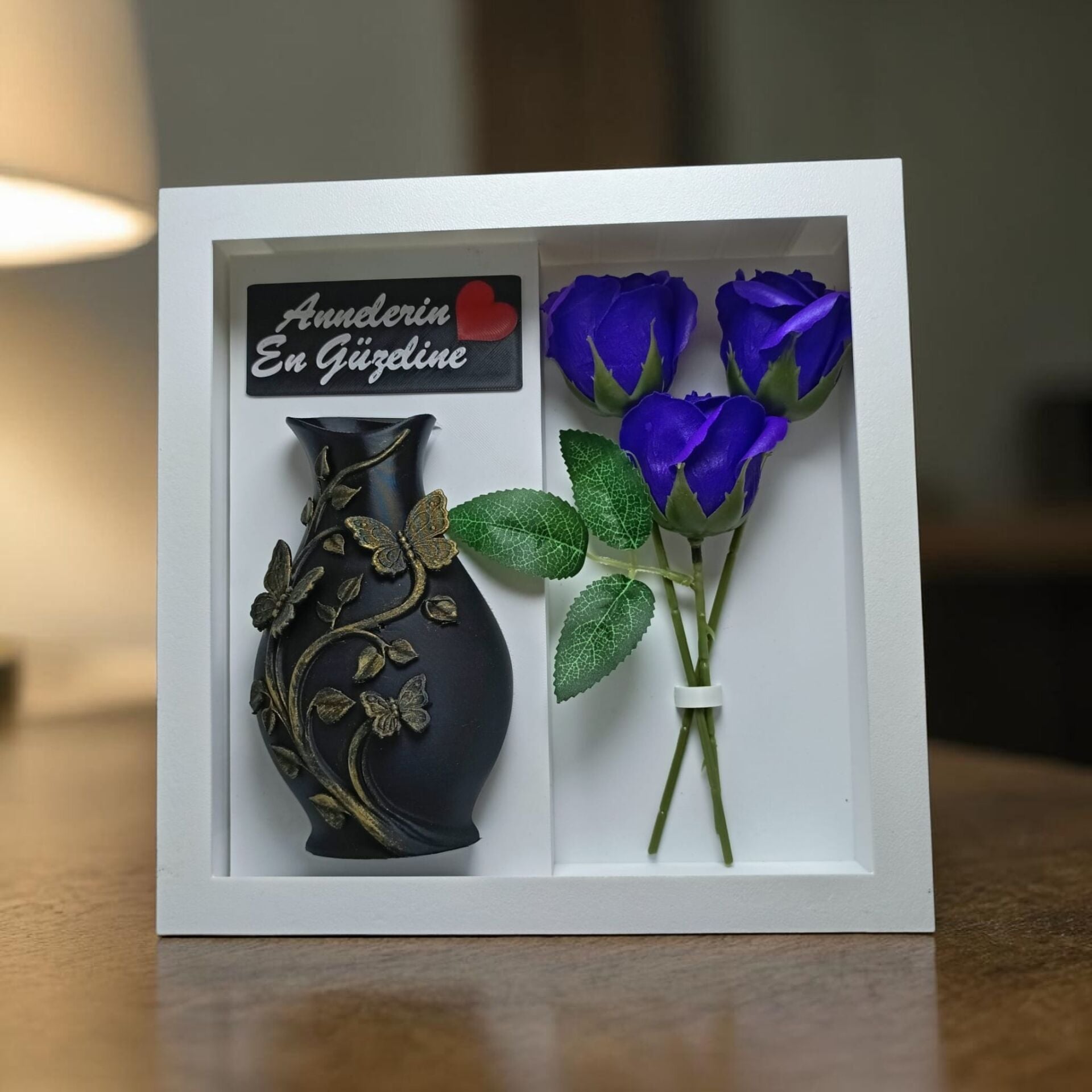 Anneler Günü Hediyesi Güllü Vazo Seti-Beyaz