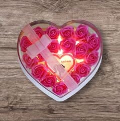 Canım Annem Yazılı Işıklı Pembe Güllü Kalp Kutu