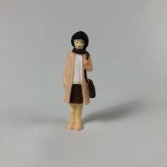 Çantalı Bayan Figürü A.Pembe -Teraryum Malzemesi