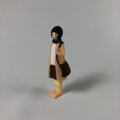 Çantalı Bayan Figürü A.Pembe -Teraryum Malzemesi